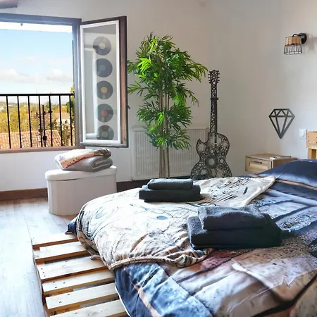 Apartment Cocon En Bois Majeur - Au Coeur De Carnaval A Pied - 4 Couchages